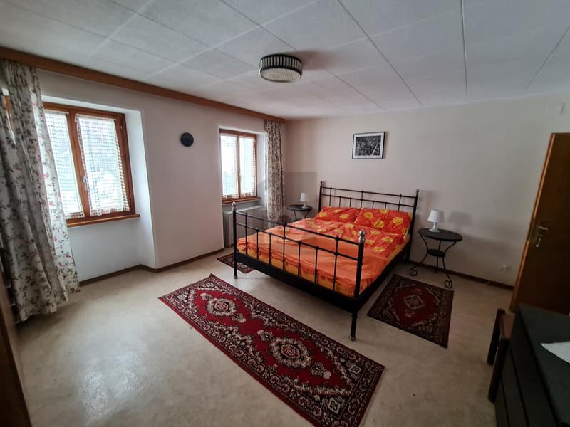 Spacious with a lot of potential (4)