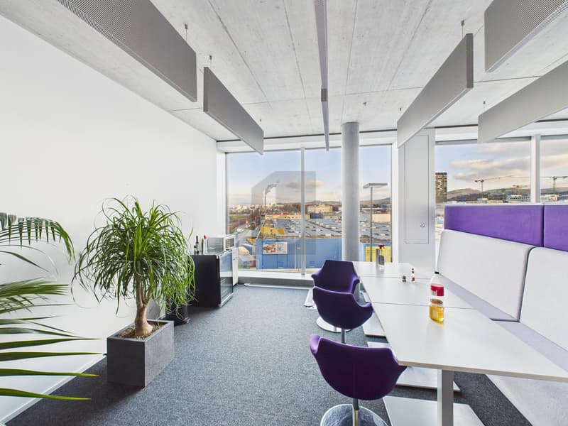 Bright and modern with great accessibility (3)