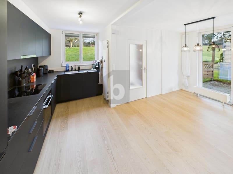 APPARTEMENT DE VILLE DANS UN ENVIRONNEMENT VERDANT (MAISON MITOYENNE) (3)