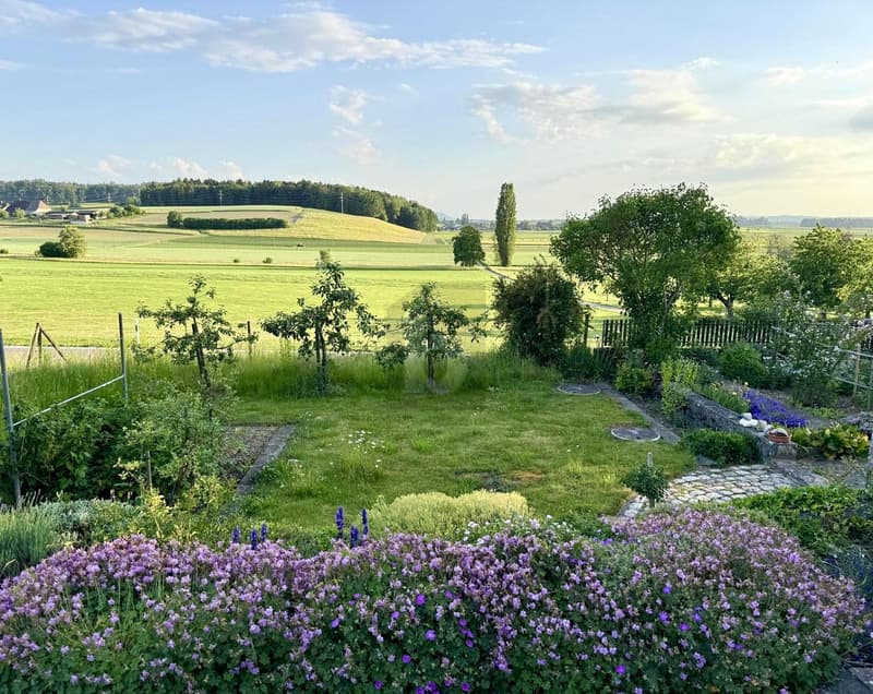 IDEAL FOR GARDENING ENTHUSIASTS AND SELF-SUFFICIENT INDIVIDUALS (5)