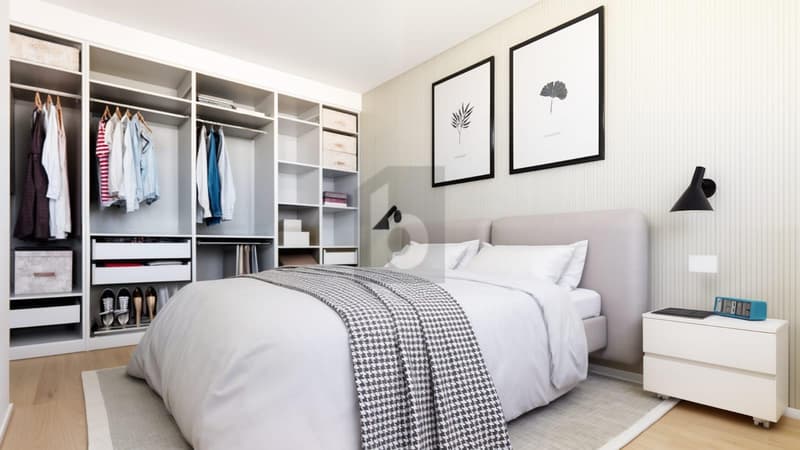 Spacious with large garden (3)