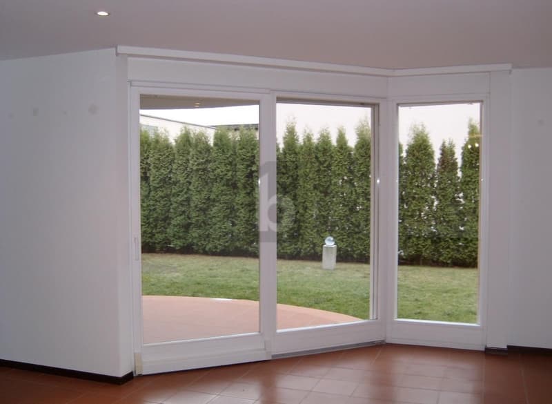 MAISON LUMINEUSE AVEC GRAND JARDIN (4)
