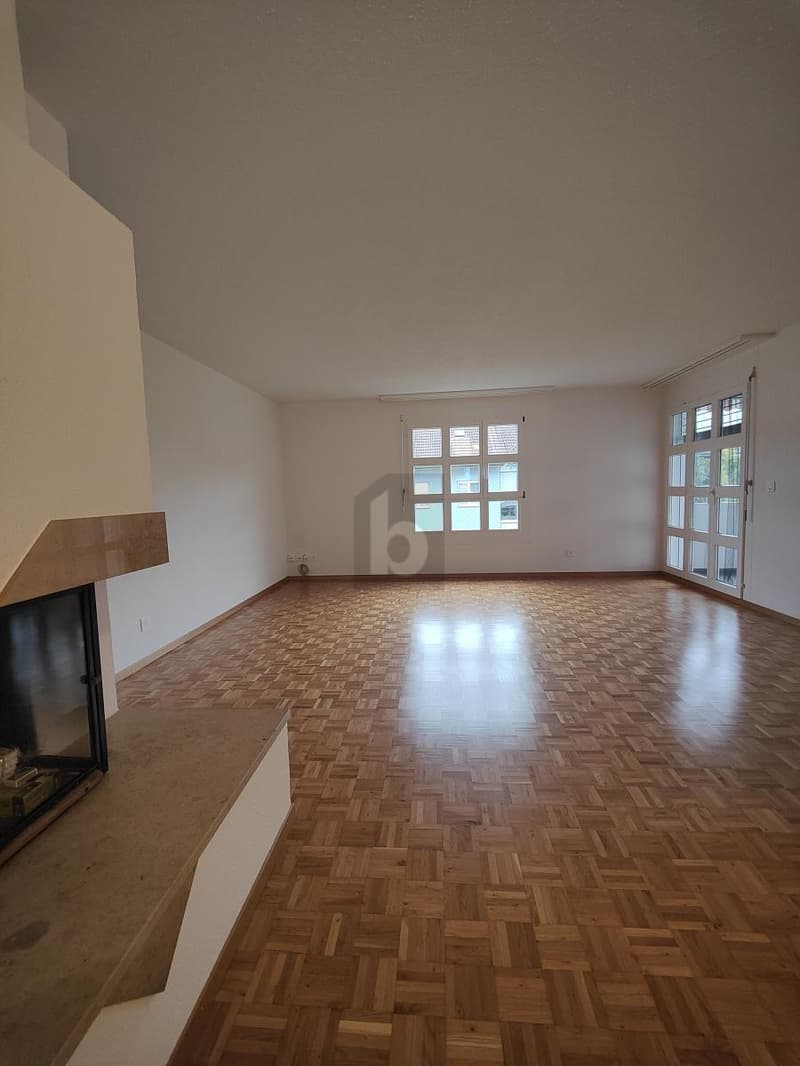 FAMILIENFREUNDLICH MIT GROSSEM BALKON (1)