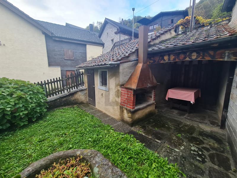 Charming and welcoming chalet with a view (2)