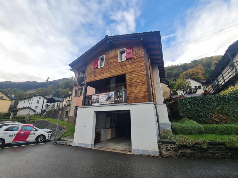 Charming and welcoming chalet with a view (1)