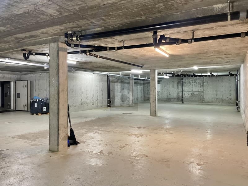 BEAUCOUP D'ESPACE, SITUATION CENTRALE (3)