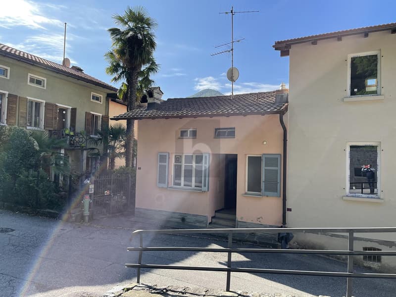 SUPER PREZZO!! UNIFAMILIARE CON POTENZIALE (1)