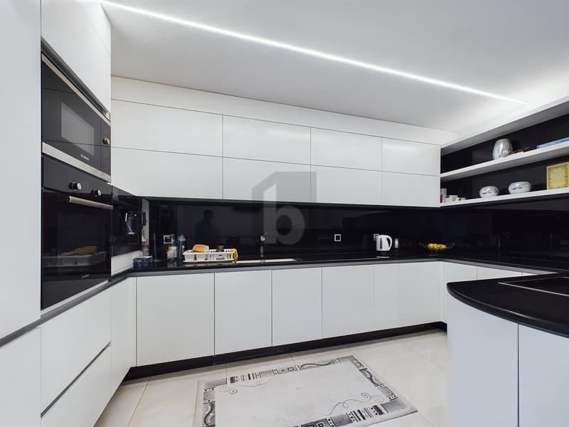 BEAUCOUP D'ESPACE DE VIE POUR UNE GRANDE FAMILLE (3)