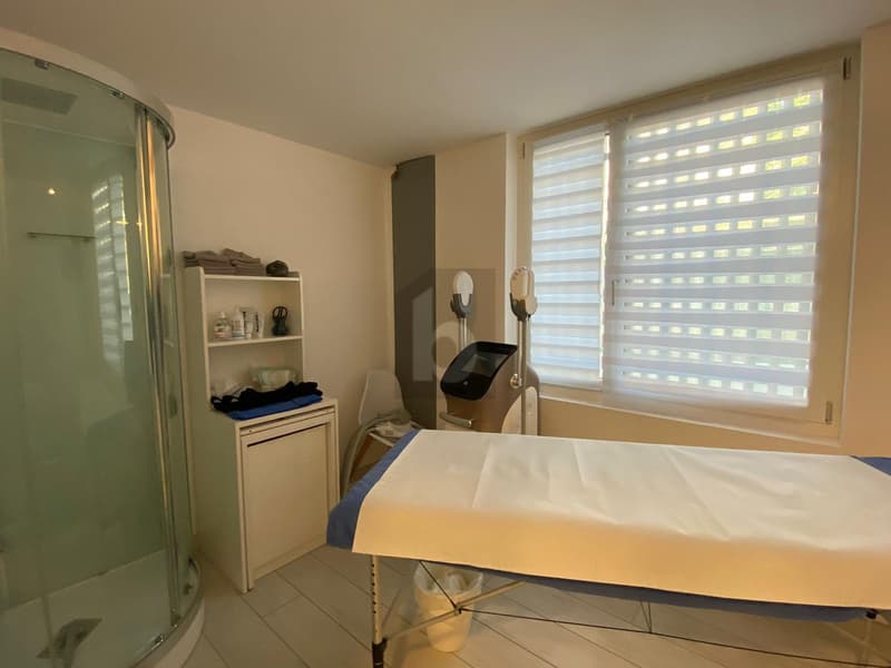 INSTITUT DE BEAUTE AVEC EXCELLENT CHIFFRE D'AFFAIRE (4)