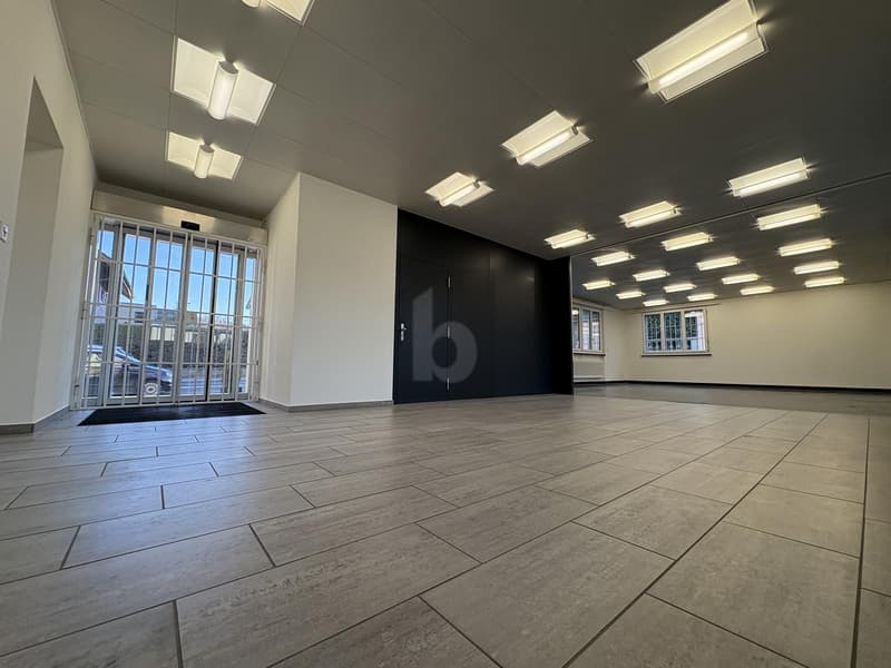 Light-Flooded with Top Accessibility (1)