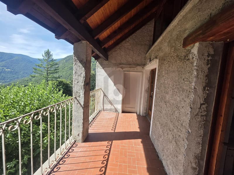TIPICA,SPAZIOSA CON TANTO SOLE E NATURA (2)