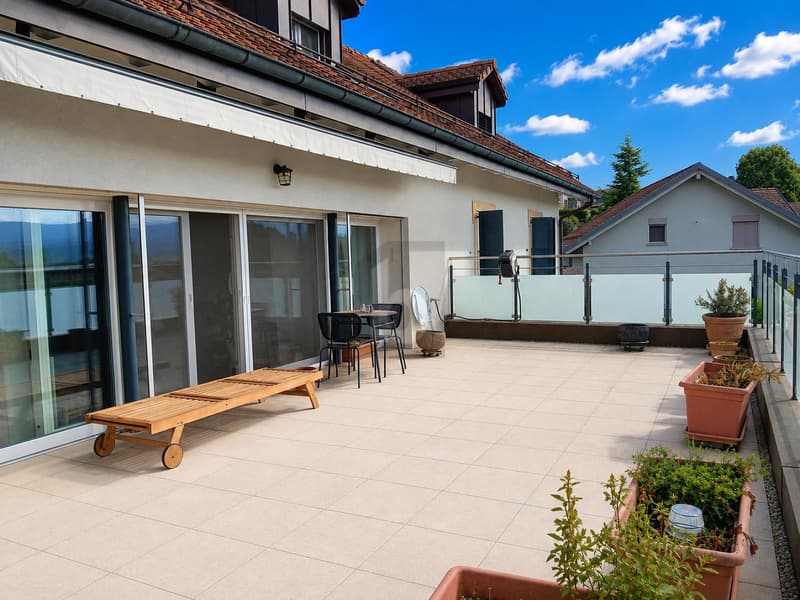 DUPLEX SPACIEUX AVEC VUE JURA ! (2)
