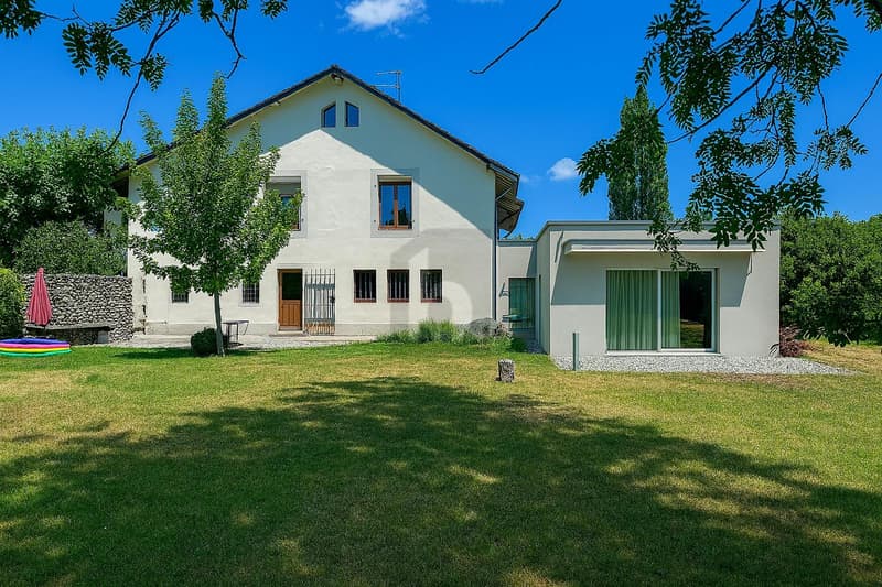 RIVE GAUCHE : VILLA JUMELÉE AU CADRE DEXCEPTION (2)