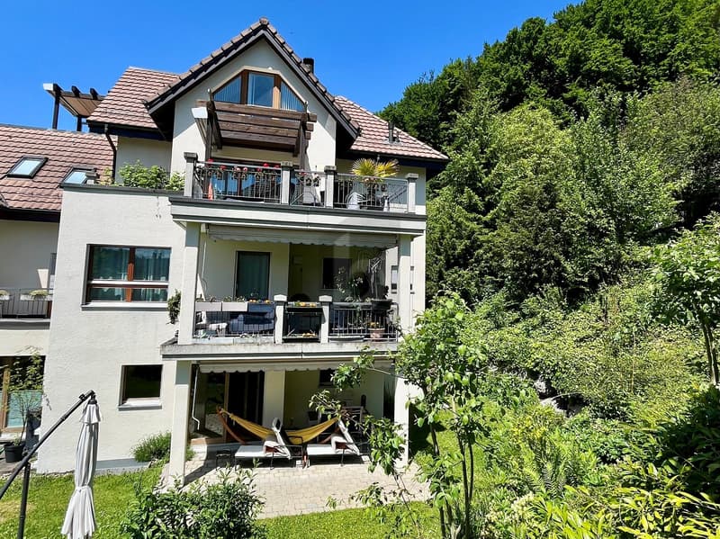 MIT SONNIGEM GARTEN IM ALLEINIGEN NUTZUNGSRECHT (1)