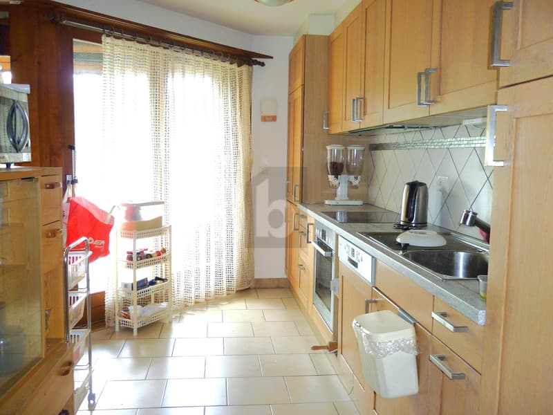 TRIPLEX SPACIEUX, CALME, DISPONIBILITÉ À CONVENIR (5)