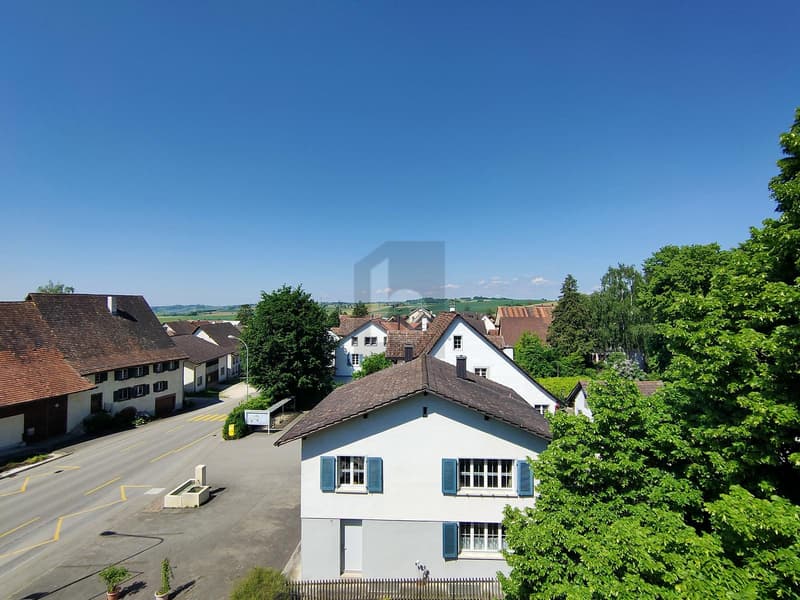 MIT LIFT UND HOCHWERTIGEM INNENAUSBAU (5)