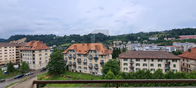 AU CALME AVEC UNE BELLE VUE (4)