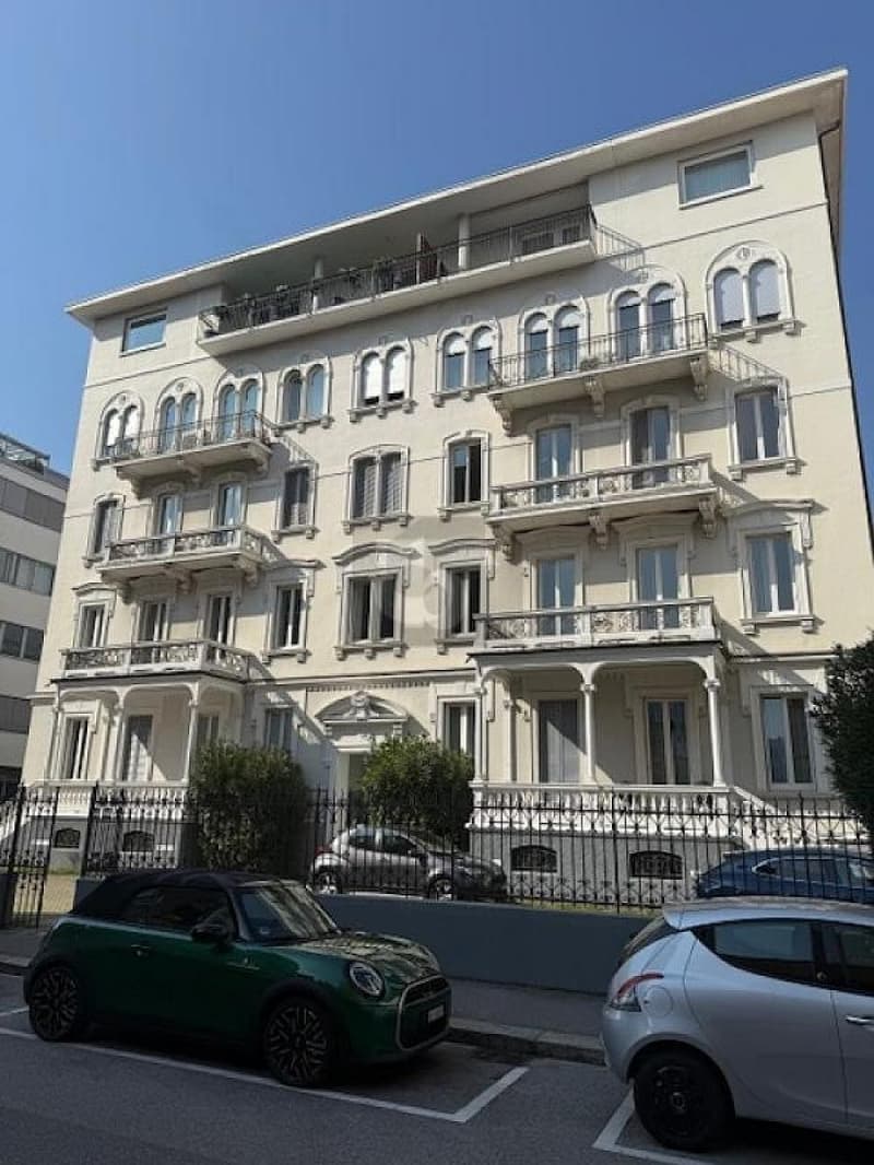 PRESTIGIOSO PALAZZO NEL CUORE DI LUGANO (1)
