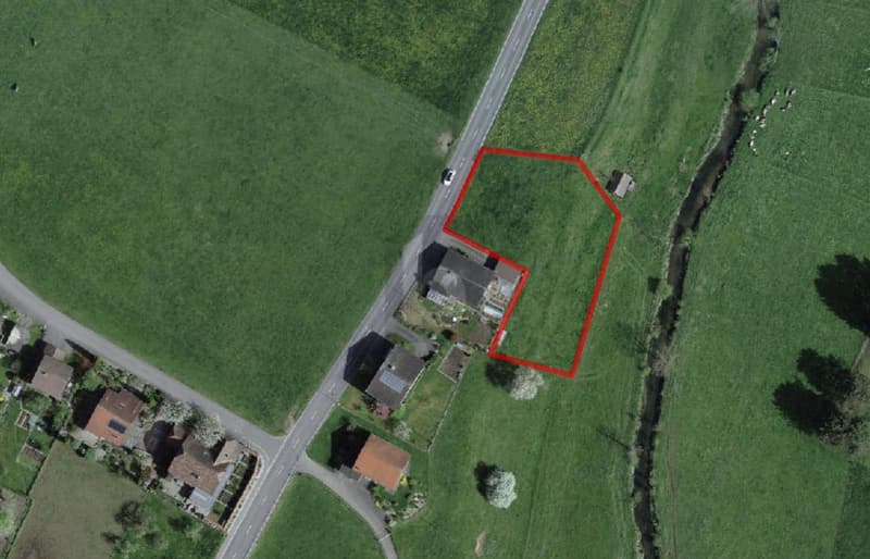 GROSSZÜGIGES BAUPARADIES MIT VIEL FREIRAUM (2)