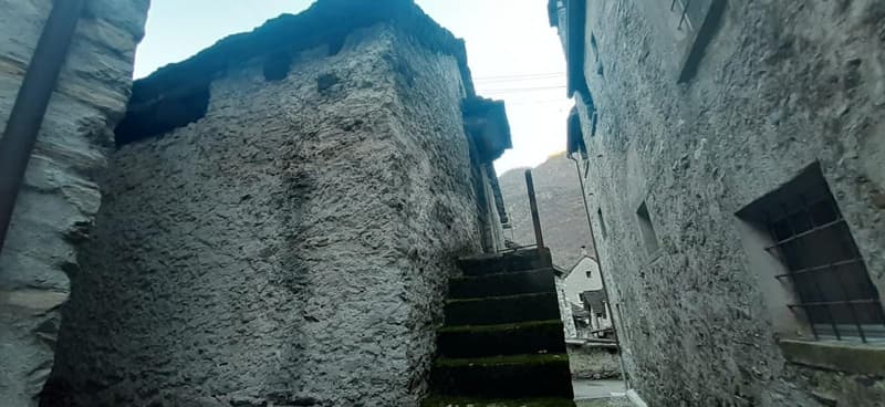 RUSTICO DA RISTRUTTURARE (4)