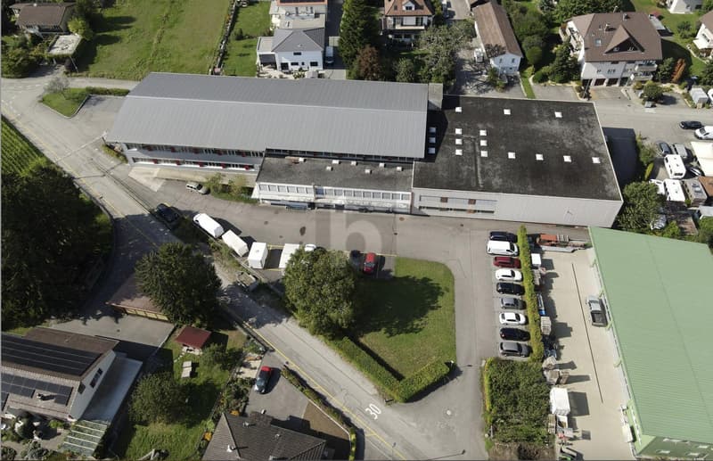 PRODUKTIONSFLÄCHE MIT 6 METER INNENHÖHE (5)