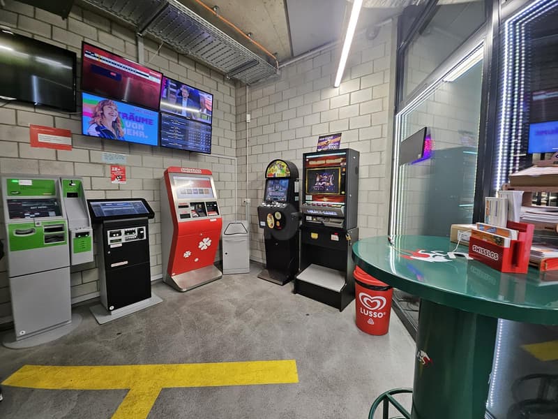 ATTRAKTIVE & UMSATZSTARKE LAGE AM BAHNHOF (4)