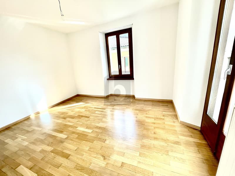 IN ZONA SOLEGGIATA E TRANQUILLA (3)