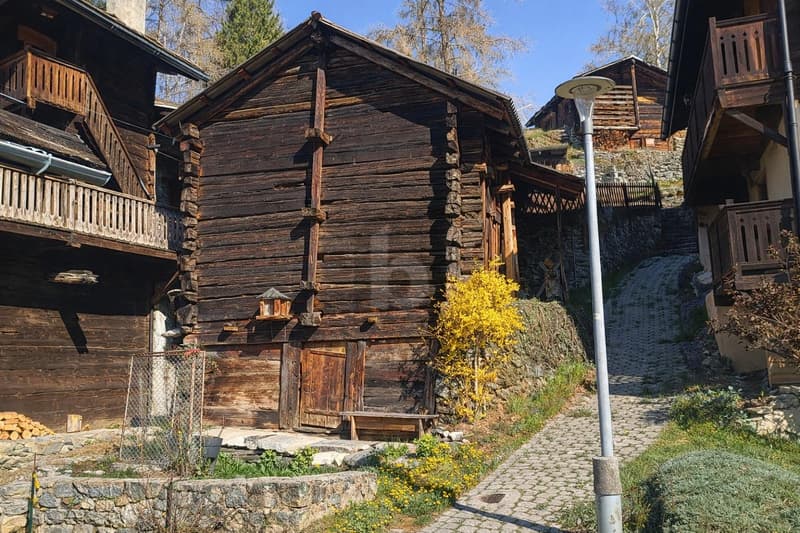 AMÉNAGEMENT SUR MESURE, AVEC VUE PANORAMIQUE (4)