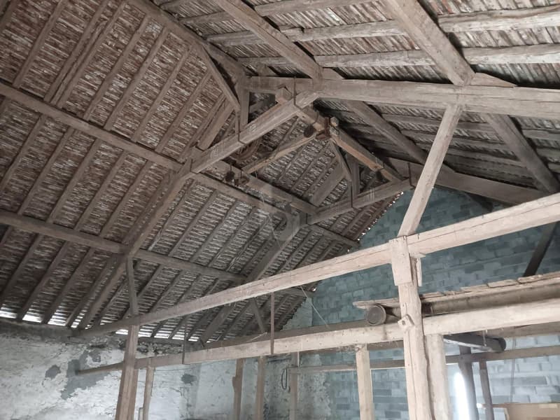 FERME À RÉNOVER (3)