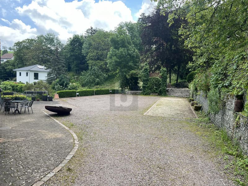VIELSEITIGES UMBAUPOTENZIAL MIT GROSSER FLÄCHE (4)
