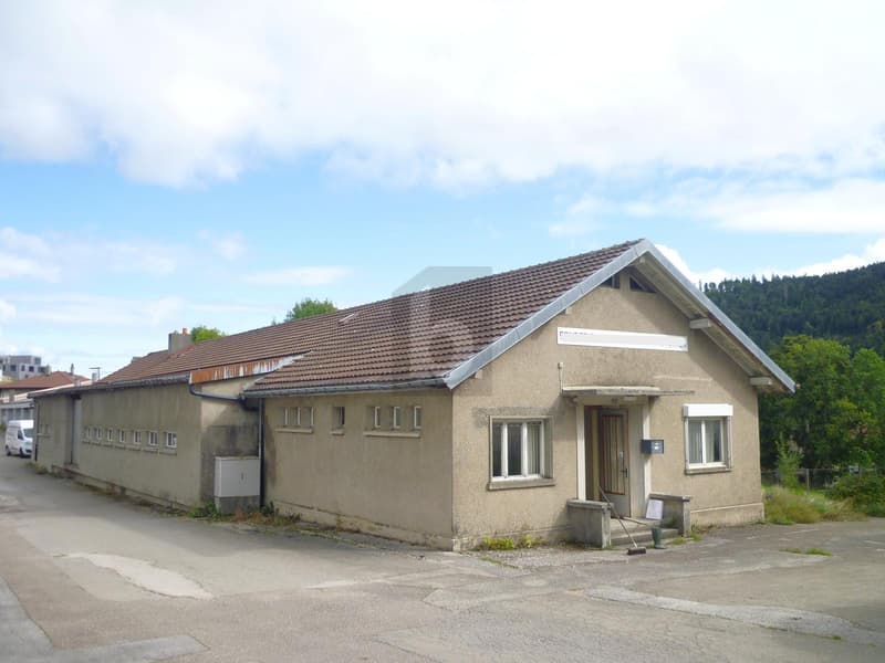 COMFORTABLE ET POLYVALENT (1) (1)