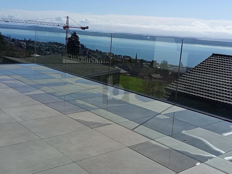 MODERNE, LUMINEUX & CONFORTABLE (1)