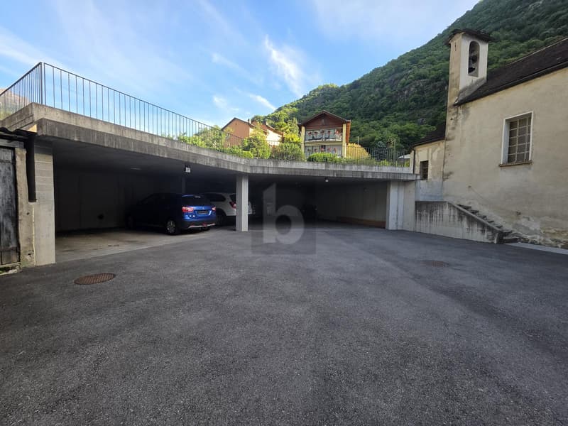 IN POSIZIONE CENTRALE E SOLEGGIATA (2)