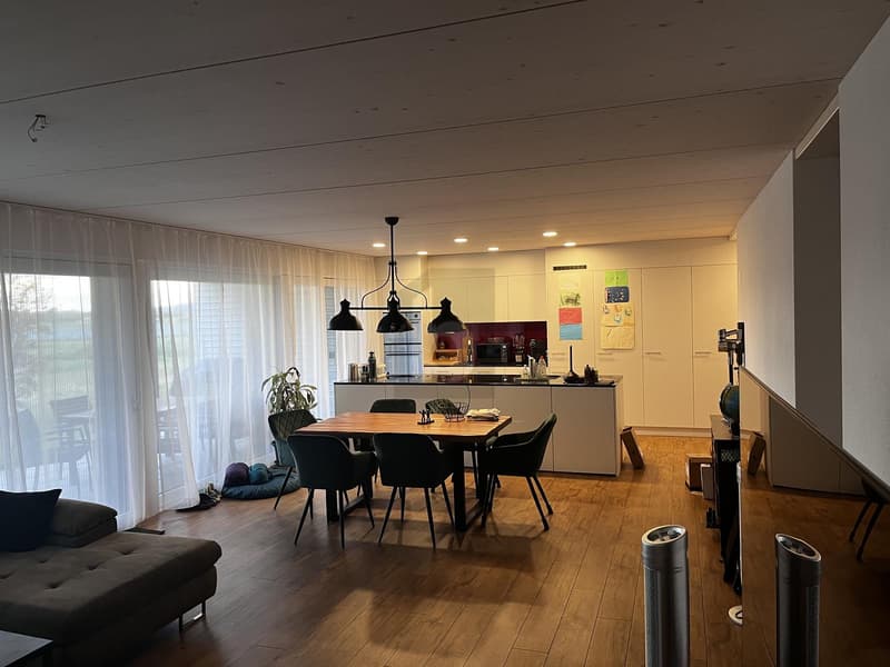 MIT GROSSEM, EIGENEN GARTEN UND WEITBLICK! (3)