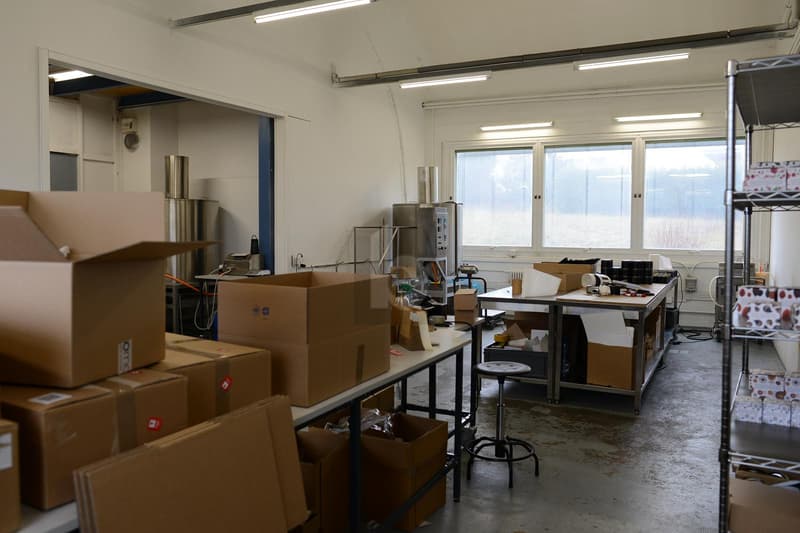 POLYVALENT, SPACIEUX, PROFESSIONNEL (4)