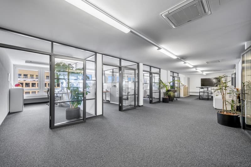 MODERNE RÄUME AN ZENTRALER LAGE (3)
