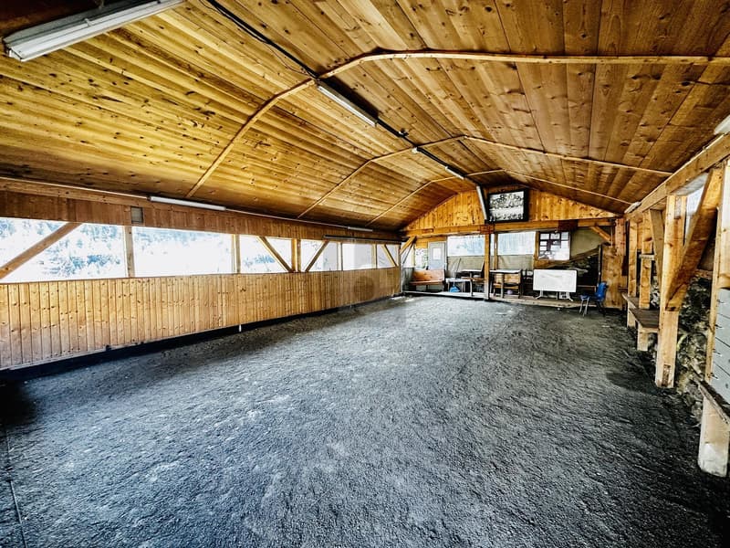 AVEC GRANDE SALLE, FORT POTENTIEL, PETIT PARADIS (2)