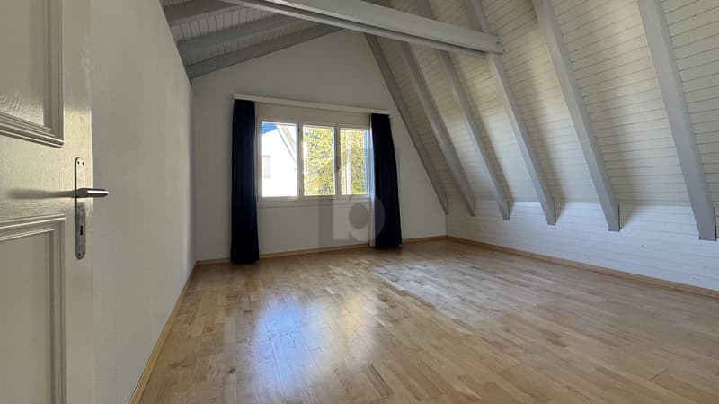 BEFRISTET, GROSSZÜGIG UND SONNENVERWÖHNT (4)