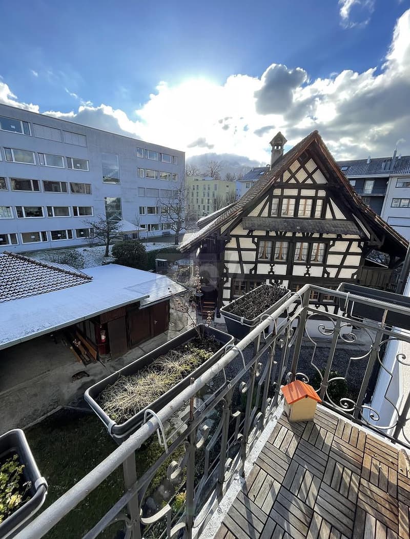 MIETER PER 01.10. AN ZENTRALER LAGE GESUCHT (4)