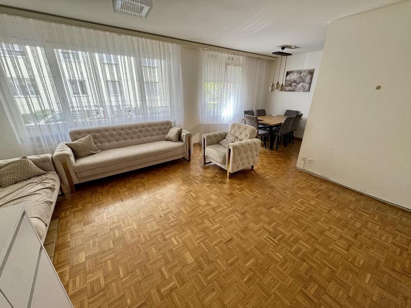 DER GARTEN VOR DER TÜR STATT NUR EIN BALKON (2)