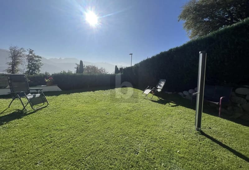 SPACIEUX, JARDIN ET VUE LAC EXCEPTIONNELLE (4)