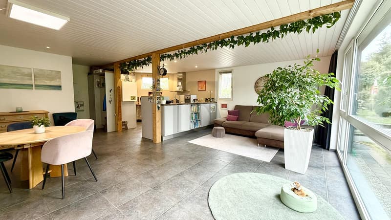 WOHNEN WIE IM EIGENEN HAUS - MIT VIEL LICHT & GARTEN (2)