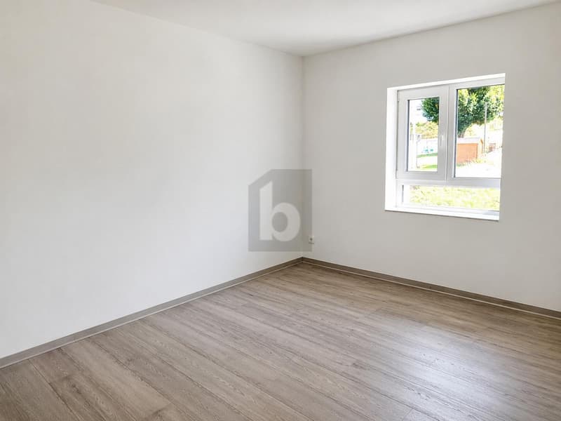 EXCLUSIF, LUMINEUX AVEC BALCON (5)