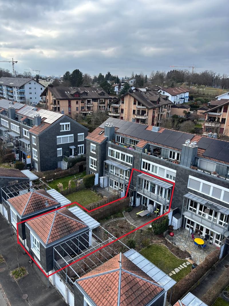 STILVOLL MÖBLIERT - PRIVATER GARTEN - BEFR. 12 MONATE (1)