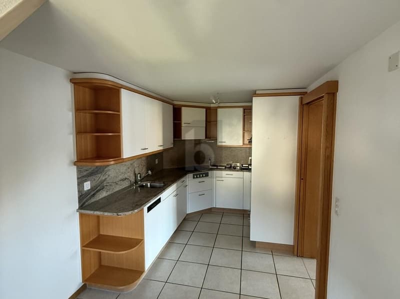 RESERVIERT (2)