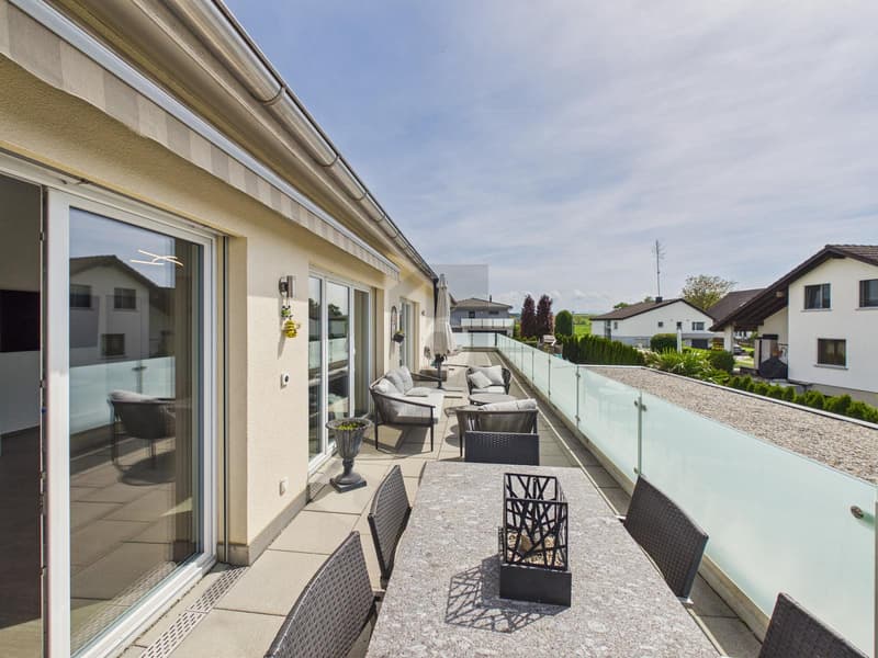 LUXURIÖSE MOMENTE AUF IHRER RIESIGEN TERRASSE (1)