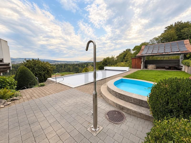 TERRASSENOASE - POOL UND TENNISPLATZ ZUR NUTZUNG! (5)