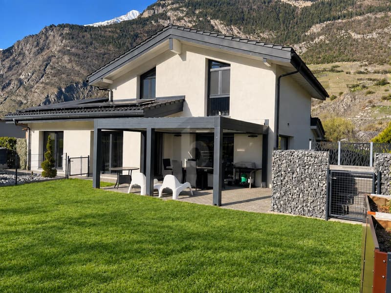 EXCEPTIONNELLE, JACUZZI ET ÉQUIPEMENTS PREMIUM (1)