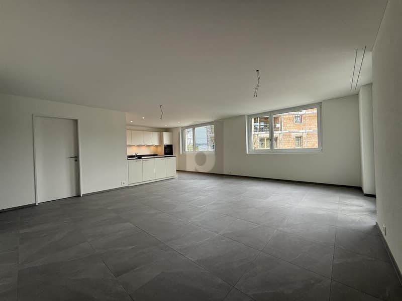GROSSZÜGIG WOHNEN MIT BALKON & WEITBLICK (2)