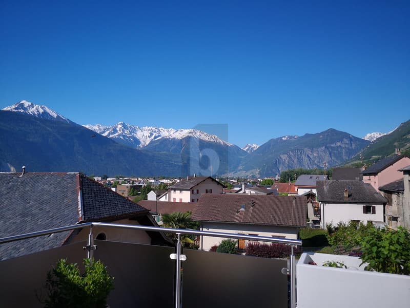 UN CADRE DE VIE OUVERT SUR LES MONTAGNES (1)